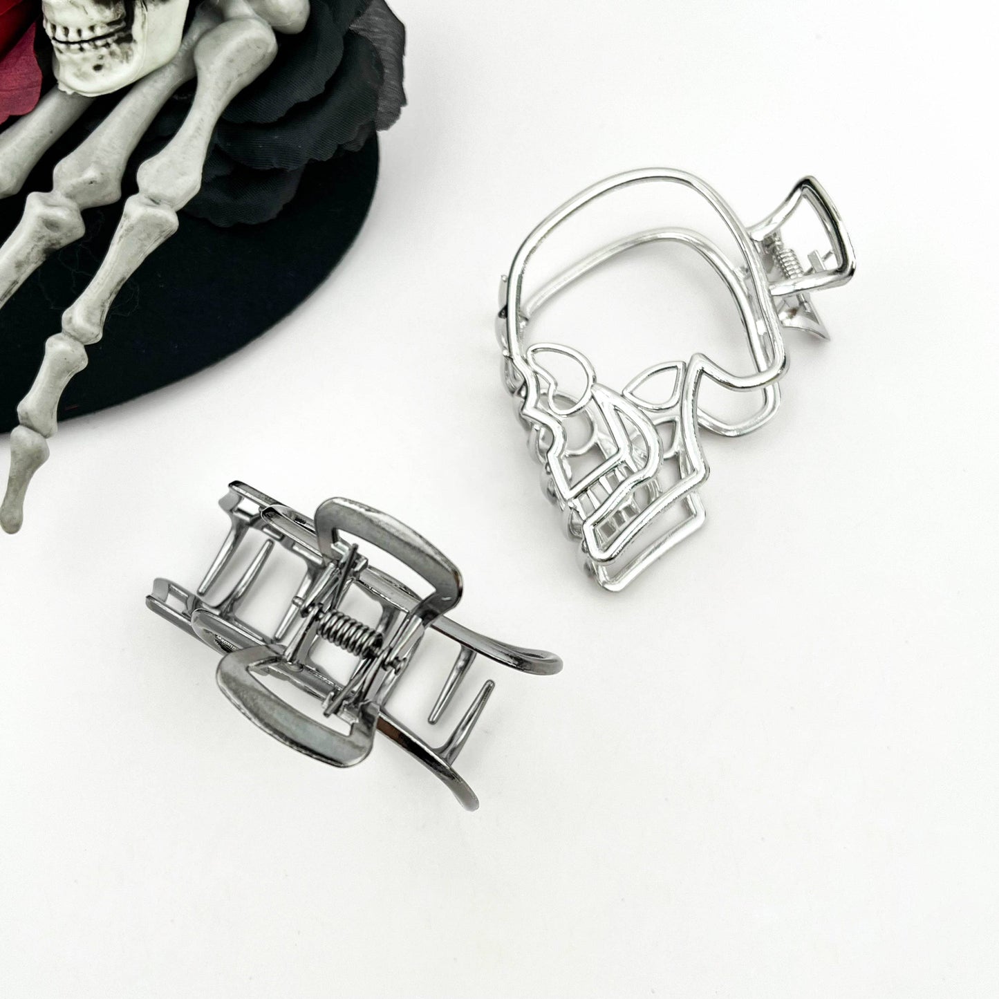 Hollow Skull Halloween Hair Claw – Spooky Style