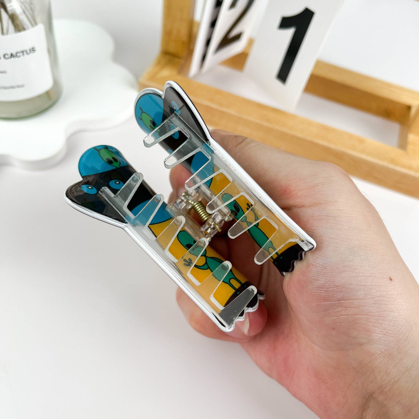 Super cute alien hair claw clip