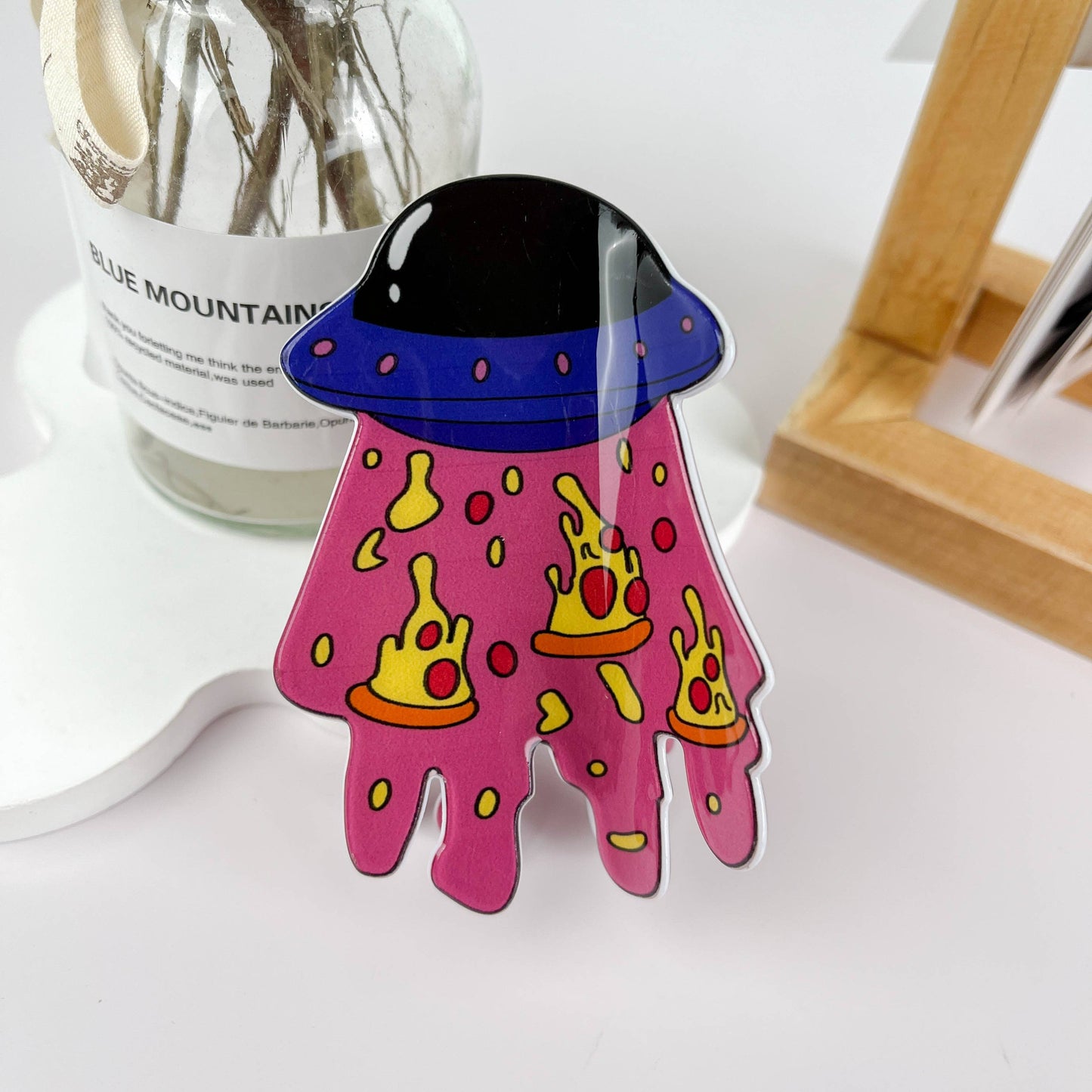 Super cute alien hair claw clip