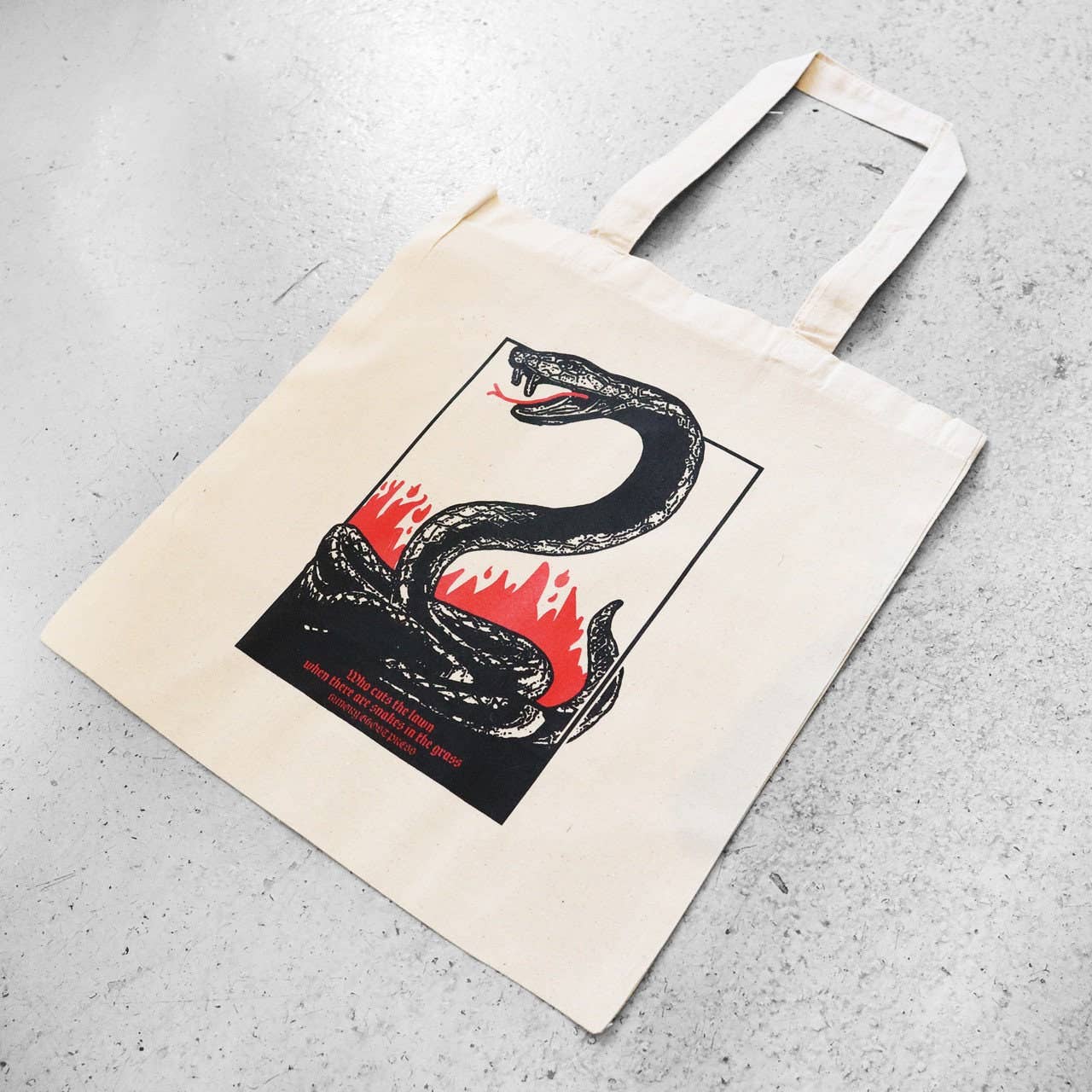 Snakes in the Grass Tote