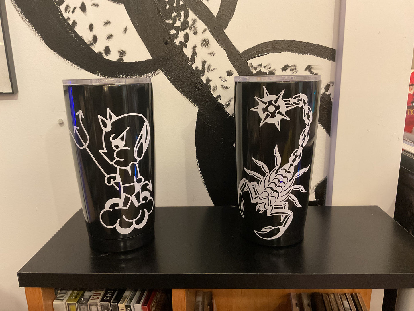 Traditional travel mug