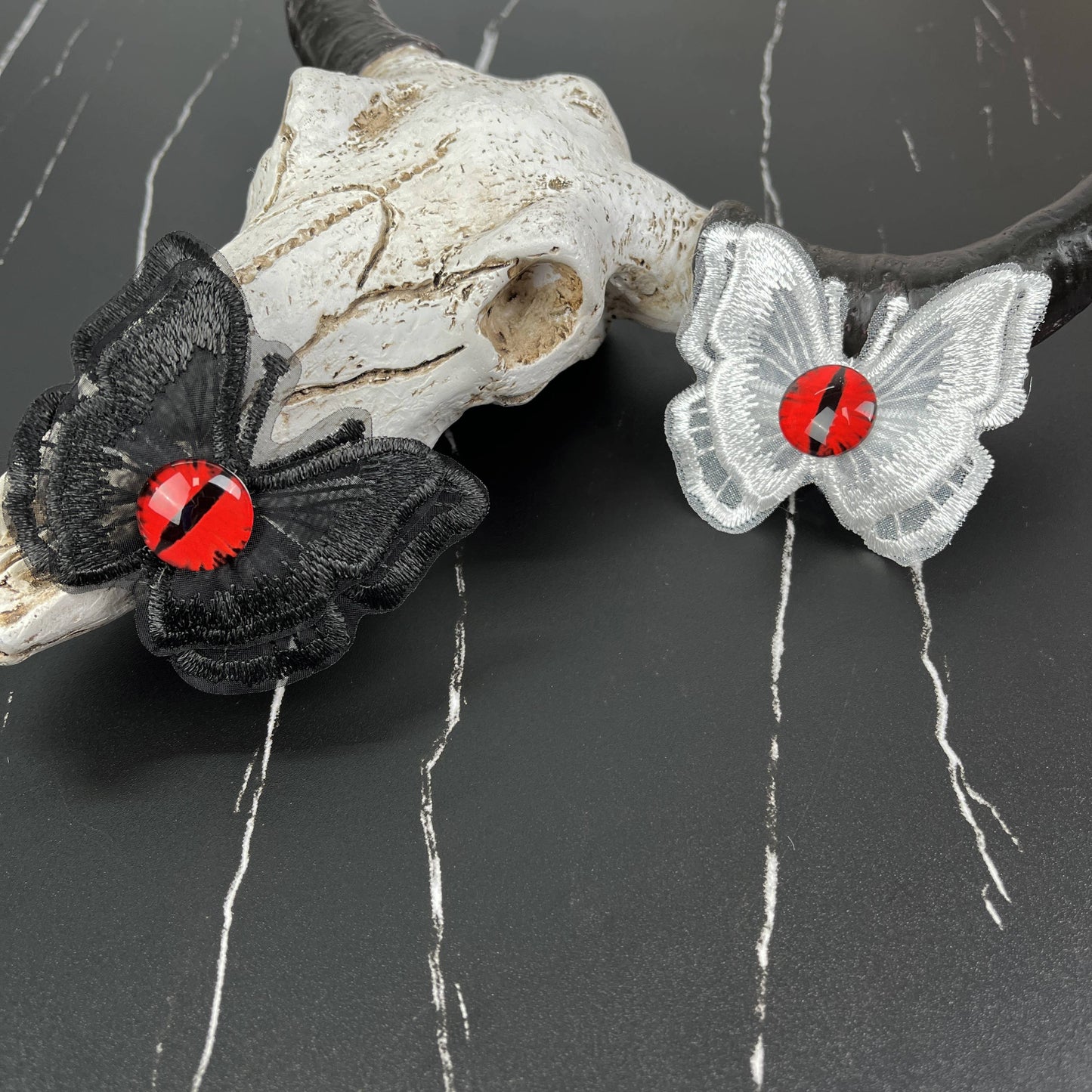 Halloween Red Eyeball Embroidered Butterfly Duckbill Clip