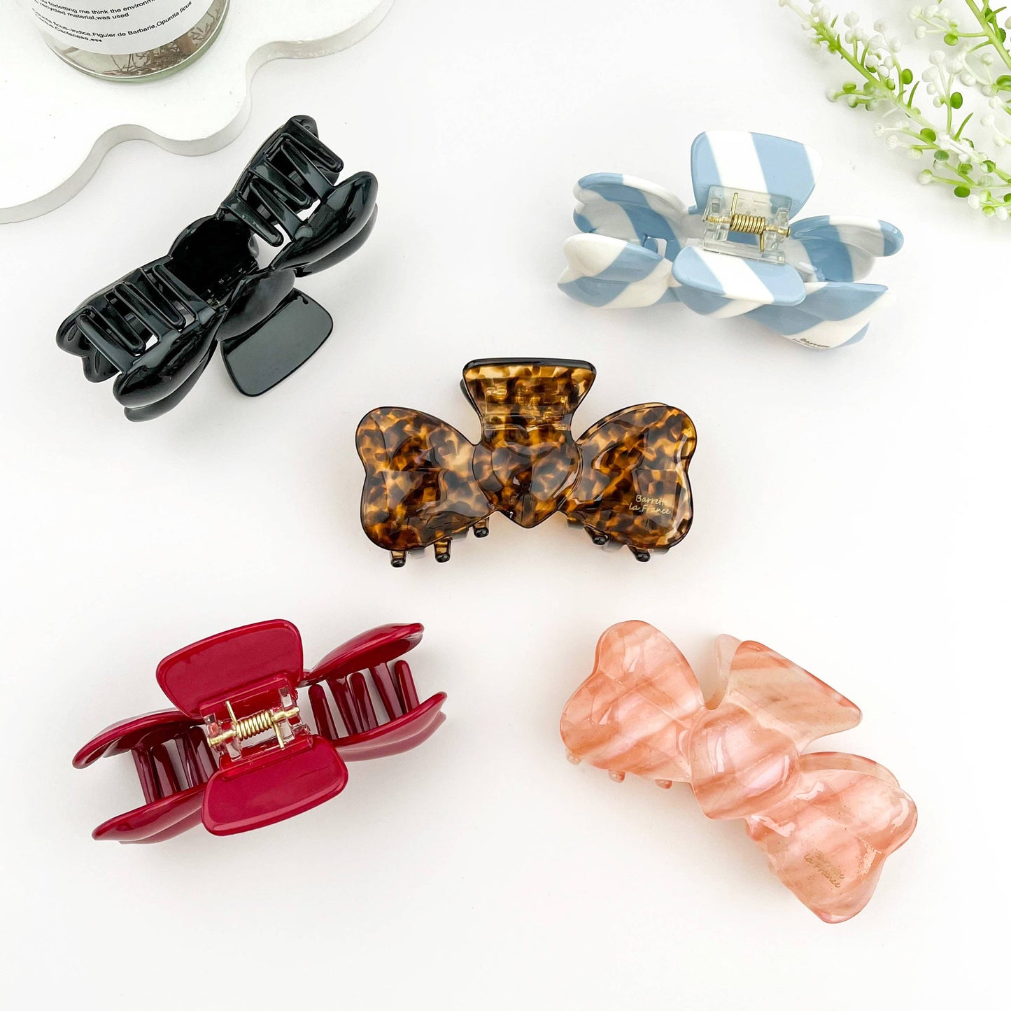 Vintage Heart Acetate Hair Claw with 3D Bow