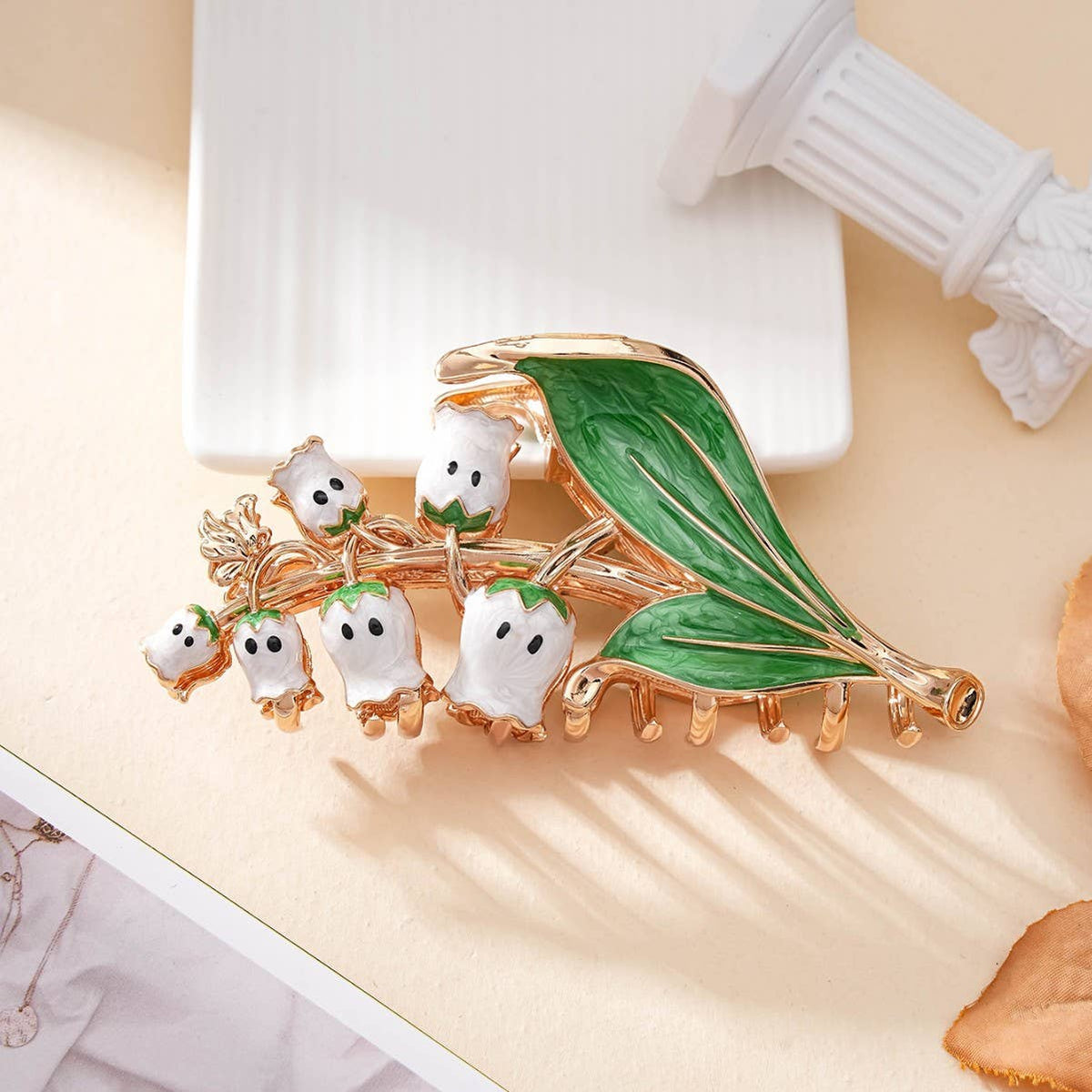 Ghost Lily Hair Claw Clip