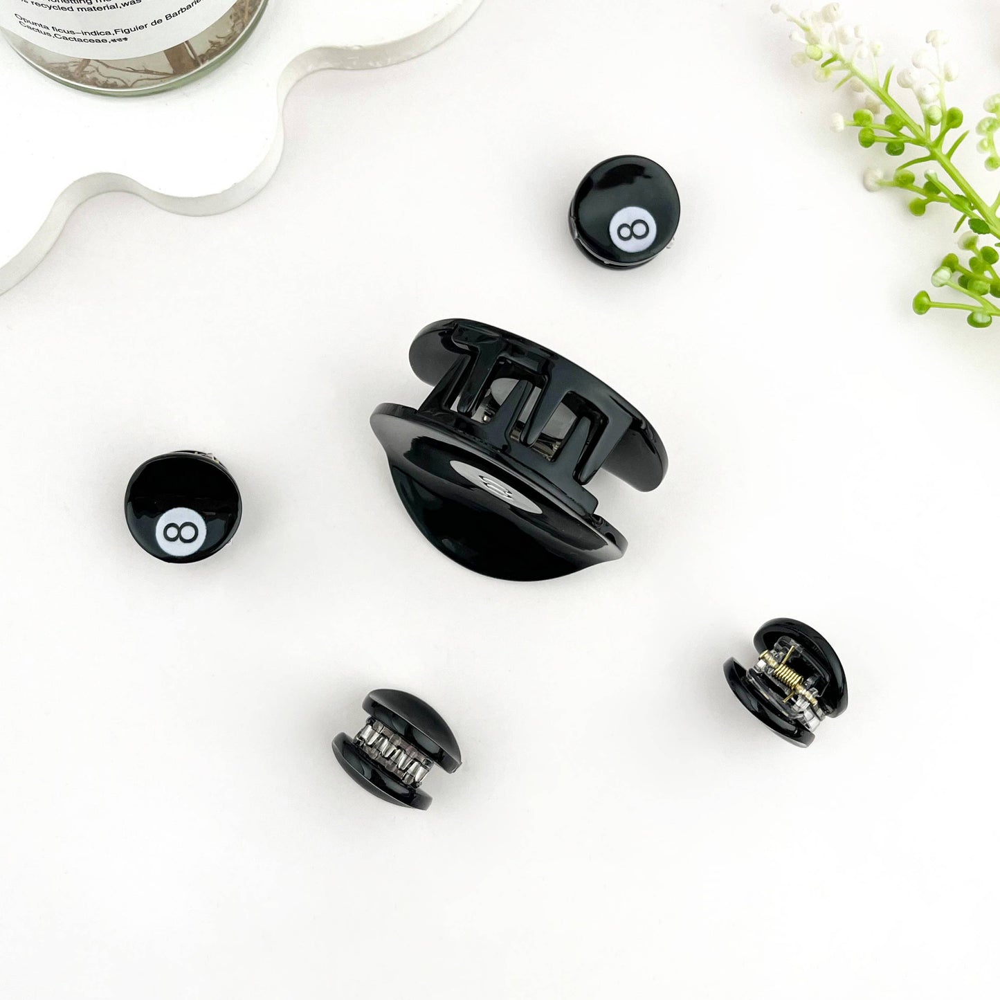 No. 8 Billiard Ball Hair Claw Clip