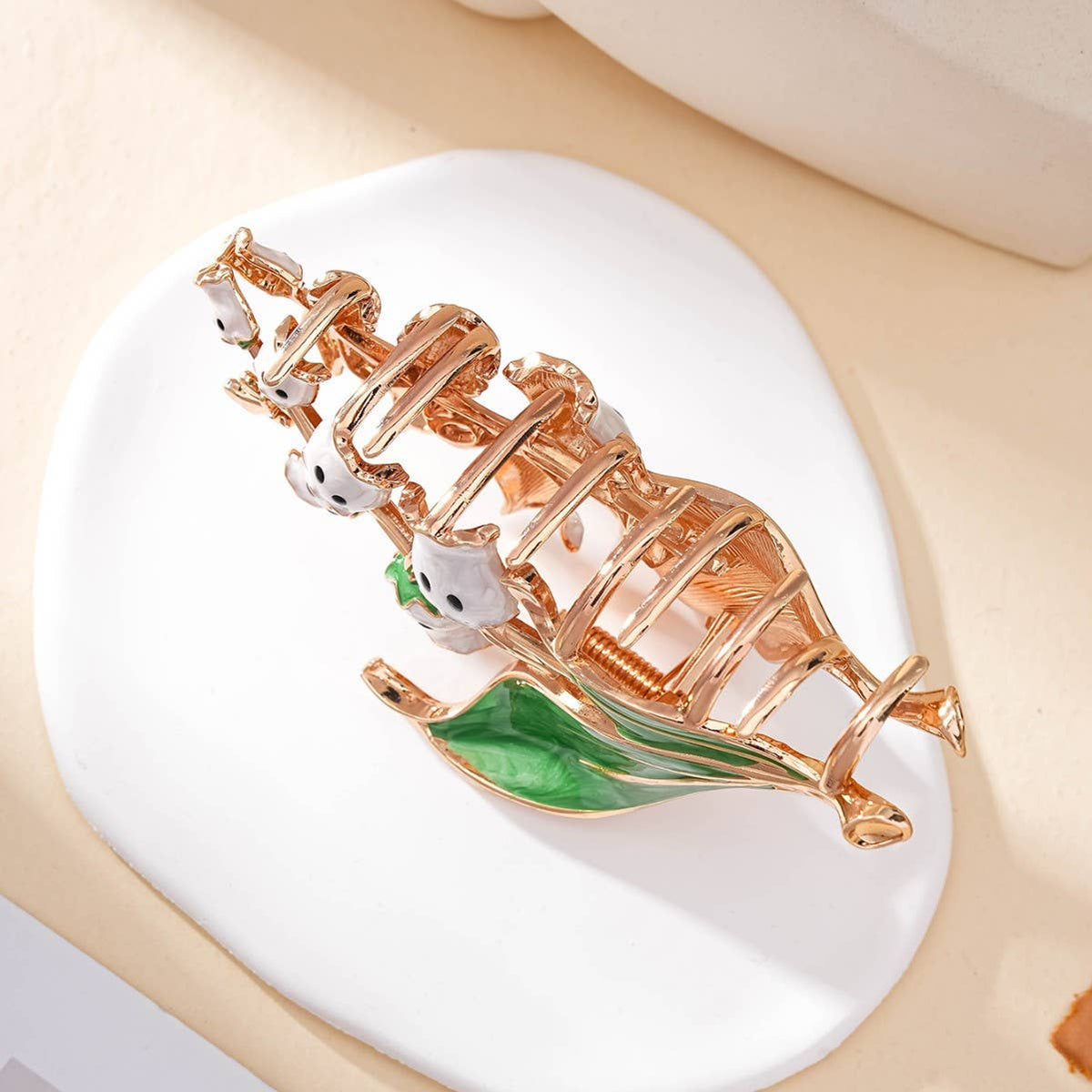 Ghost Lily Hair Claw Clip