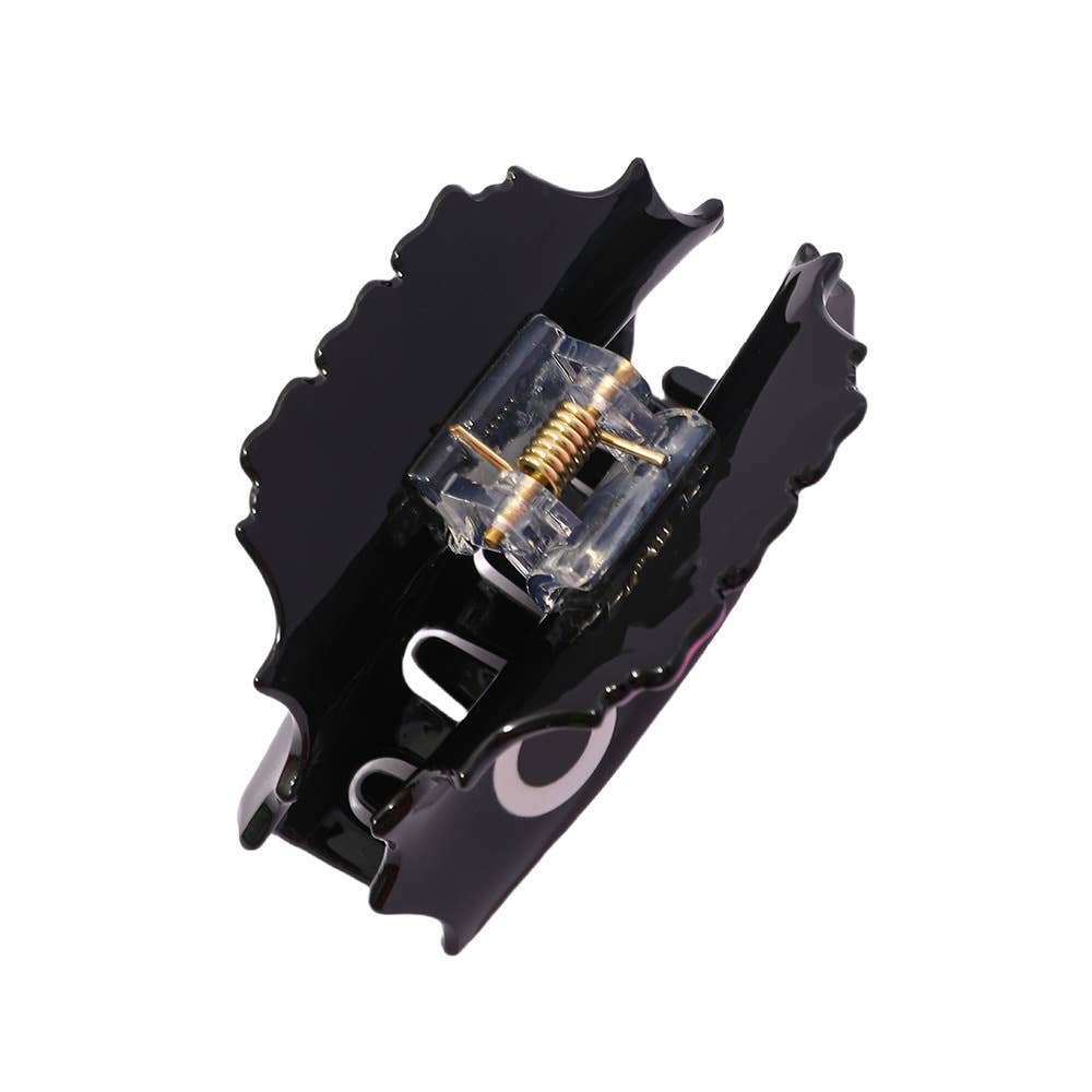 Soot Sprite Claw Clip