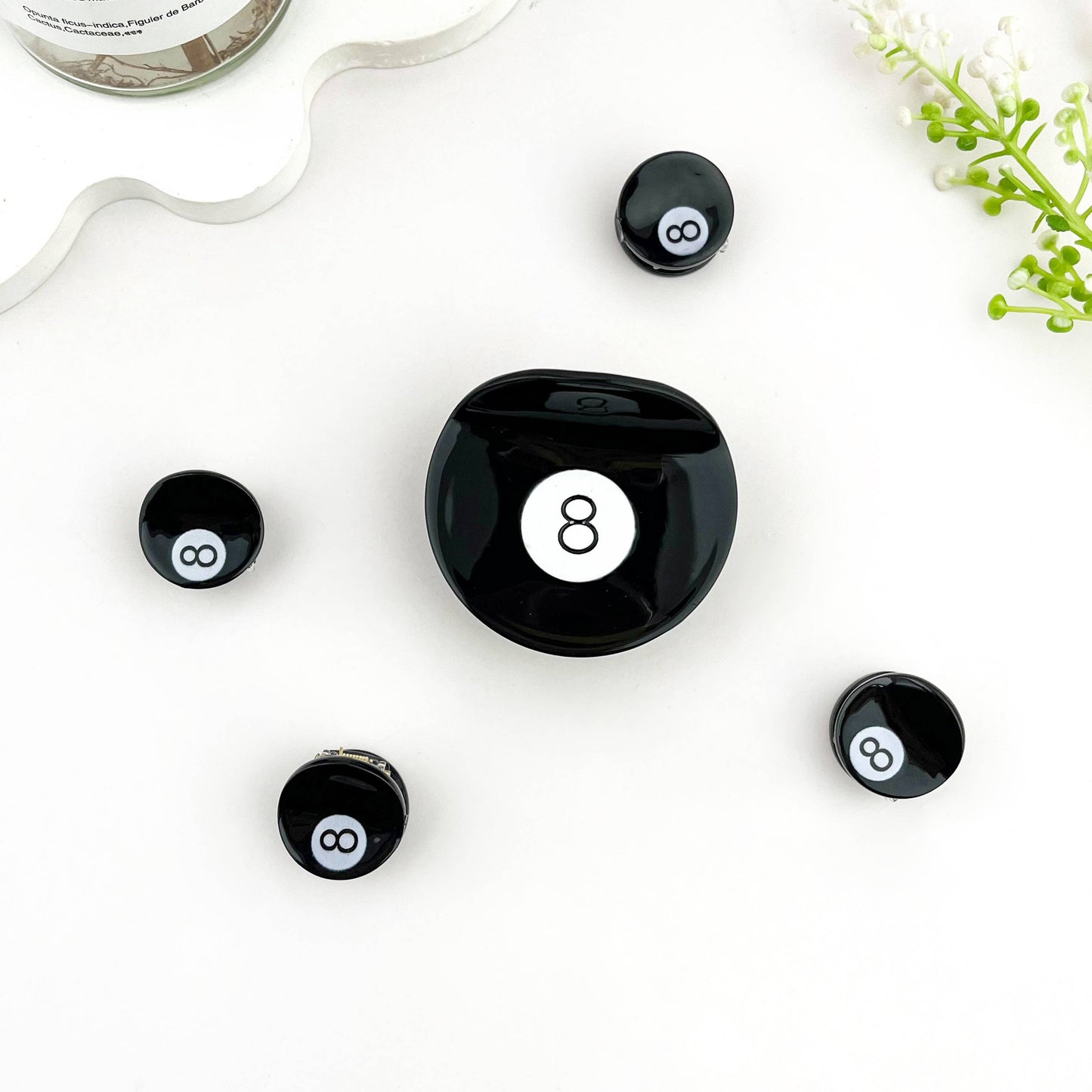 No. 8 Billiard Ball Hair Claw Clip