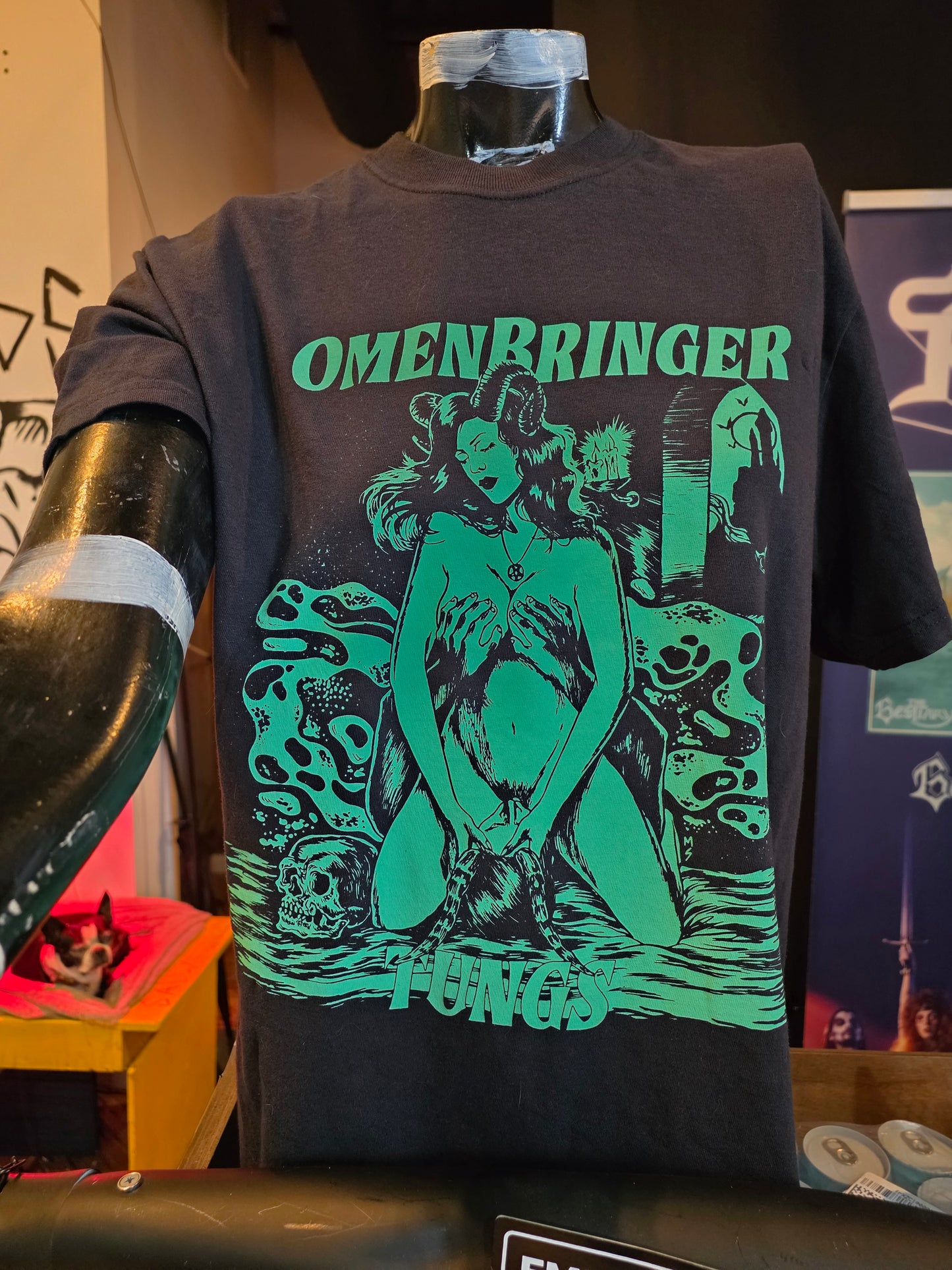 Omenbringer - Tungs Shirt