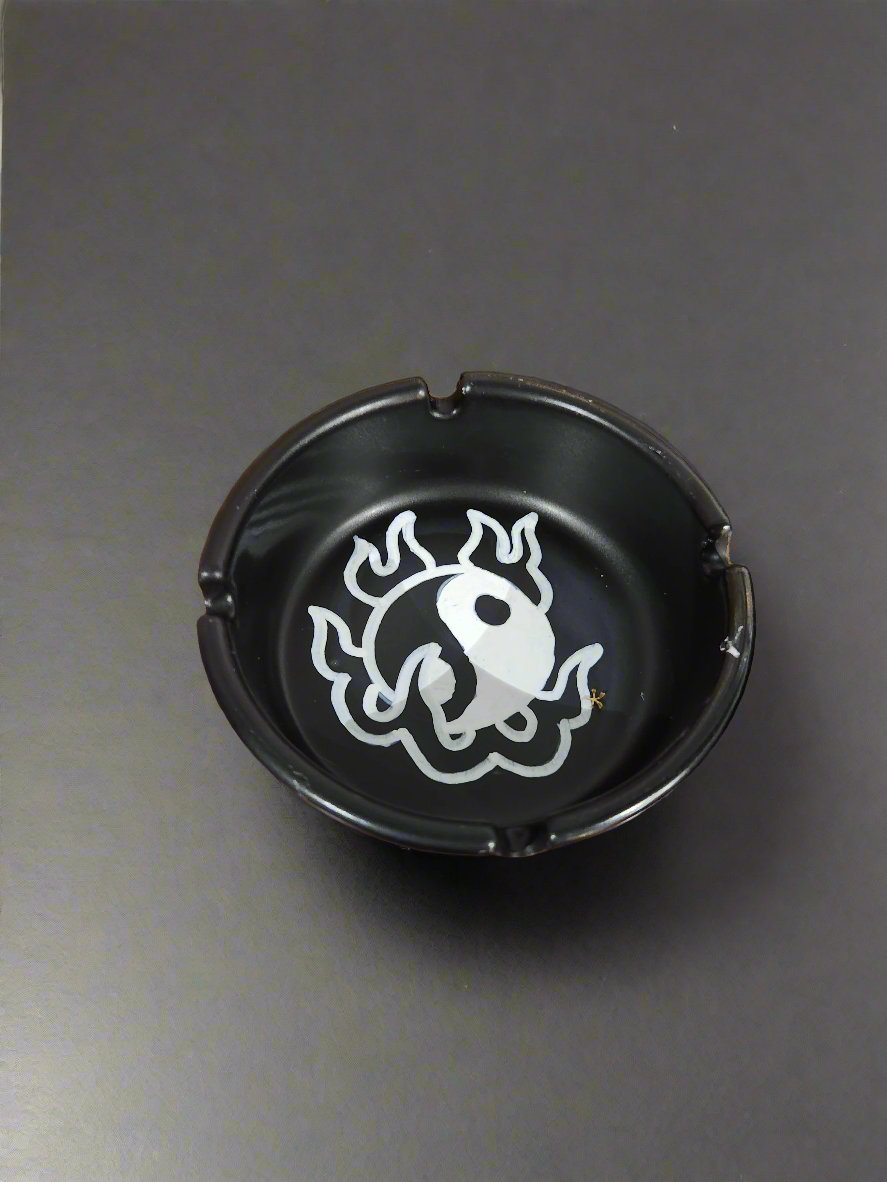 Traditional Flash Ashtray